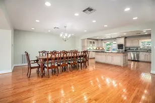 33 Maple Ln, Galveston, TX 77551 - Photo 10