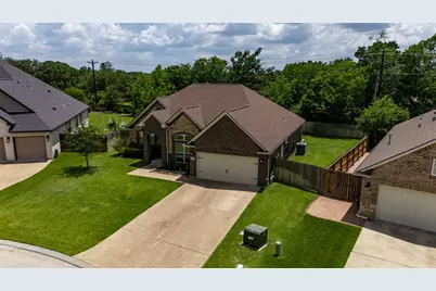 3417 Dovecote Way, Bryan, TX 77808 - Photo 4