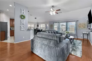 4047 Conifer Dr, Dickinson, TX 77539 - Photo 6