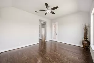 11823 Creekside Shore Circle, Cypress, TX 77433 - Photo 22