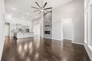 11823 Creekside Shore Circle, Cypress, TX 77433 - Photo 8