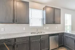 2934 Lawrence Pk Ct, Conroe, TX 77304 - Photo 12