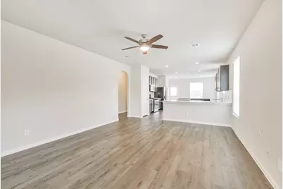 2934 Lawrence Park Court, Conroe, TX 77304 - Photo 4