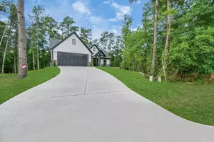 12163 La Salle River Rd, Conroe, TX 77304 - Photo 2