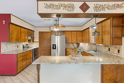1273 Highway 90A W, Sheridan, TX 77475 - Photo 10
