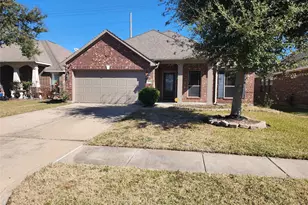 4713 E Meadow Dr, Deer Park, TX 77536 - Photo 1