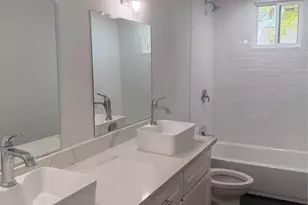 2281 Des Jardines St, Houston, TX 77023 - Photo 22