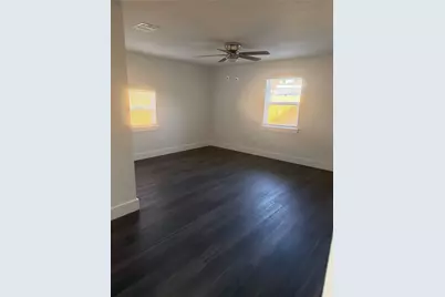 2281 Des Jardines Street, Houston, TX 77023 - Photo 24