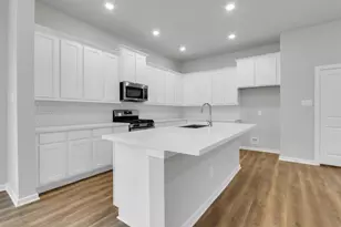 149 Angelina Trl, Dayton, TX 77535 - Photo 6