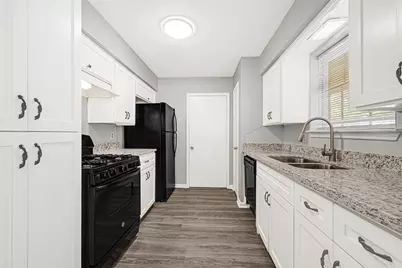 7722 Battlewood Drive, Houston, TX 77040 - Photo 4