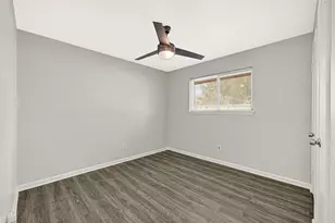 7722 Battlewood Dr, Houston, TX 77040 - Photo 14