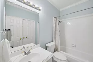 5886 Inwood Park Ct, Houston, TX 77057 - Photo 16