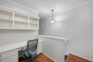 5886 Inwood Park Ct, Houston, TX 77057 - Photo 10