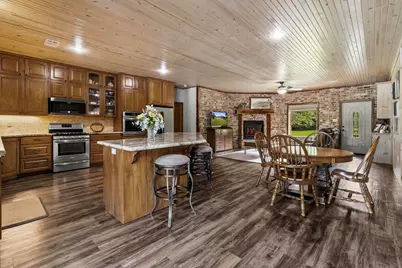 1109 Soda Loop E, Livingston, TX 77351 - Photo 4