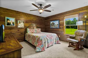 1109 Soda Loop E, Livingston, TX 77351 - Photo 22
