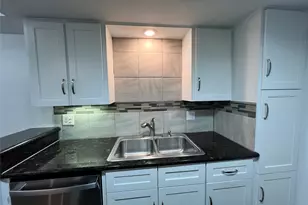 855 Augusta Dr, Houston, TX 77057 - Photo 4