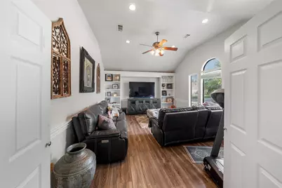 181 Wyndemere Drive, Montgomery, TX 77356 - Photo 14