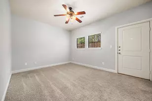 5213 Eigel St, Houston, TX 77007 - Photo 6