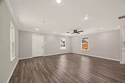 7412 S Hall Street, Houston, TX 77028 - Photo 6