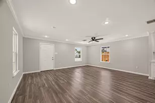 7412 S Hall St, Houston, TX 77028 - Photo 6