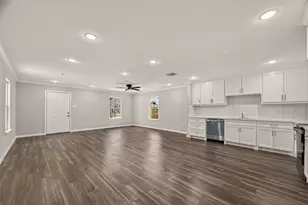 7412 S Hall St, Houston, TX 77028 - Photo 8