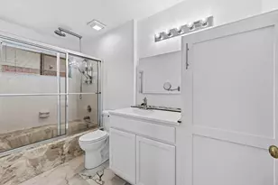 3203 Golden Willow Dr, Houston, TX 77339 - Photo 18