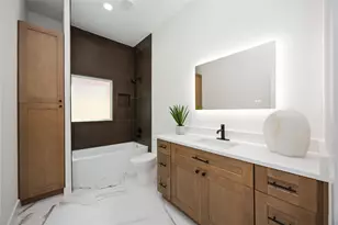 508 Dell Ct, Houston, TX 77009 - Photo 18