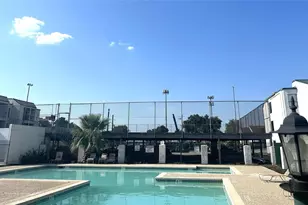 2814 S Bartell Dr, Houston, TX 77054 - Photo 8