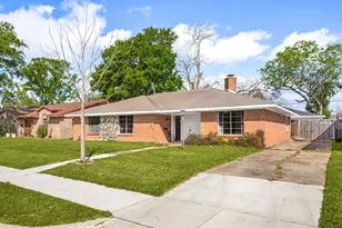119 Ravenhead Dr, Houston, TX 77034 - Photo 2