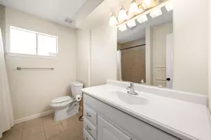 119 Ravenhead Dr, Houston, TX 77034 - Photo 34