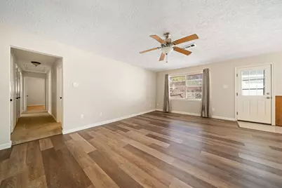 119 Ravenhead Drive, Houston, TX 77034 - Photo 16