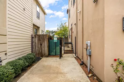 2611 Riverside Drive #D, Houston, TX 77004 - Photo 34