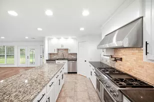 17123 Crooked Oak Dr, Cypress, TX 77429 - Photo 4
