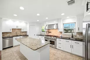 17123 Crooked Oak Dr, Cypress, TX 77429 - Photo 14