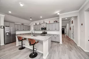 28634 Monarch Cliffs Dr, Fulshear, TX 77441 - Photo 14