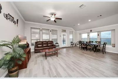 28634 Monarch Cliffs Drive, Fulshear, TX 77441 - Photo 10