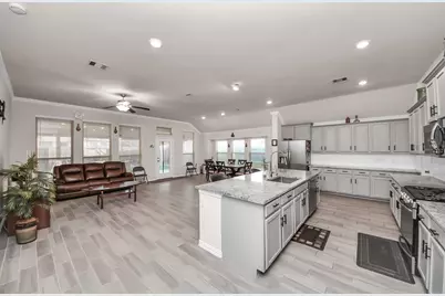 28634 Monarch Cliffs Drive, Fulshear, TX 77441 - Photo 18