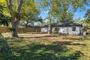 4427 Sanford Rd, Houston, TX 77035 - Photo 26