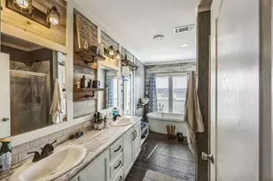 248 Co Rd 477, Palacios, TX 77465 - Photo 8