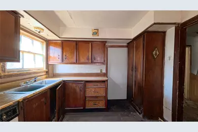 5313 Southlea Street, Houston, TX 77033 - Photo 6