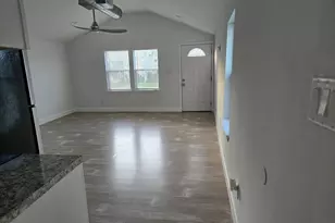 6923 Ave P Ave, Galveston, TX 77551 - Photo 8