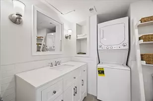 1601 S Shepherd Dr, Houston, TX 77019 - Photo 8