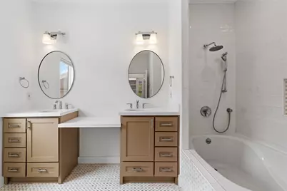 1210 Hawthorne Street, Houston, TX 77006 - Photo 26