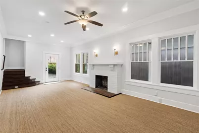 1210 Hawthorne Street, Houston, TX 77006 - Photo 10