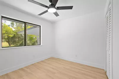 4431 Ravine Drive, Friendswood, TX 77546 - Photo 14