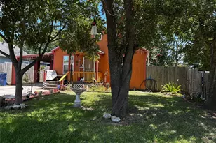 2317 35th Ave N, Texas City, TX 77590 - Photo 2