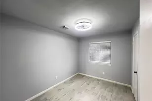 11607 Eaglewood Dr, Houston, TX 77089 - Photo 8