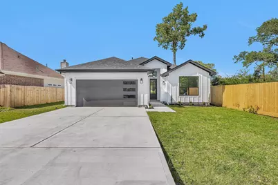 6334 Roughlock Street, Houston, TX 77016 - Photo 1