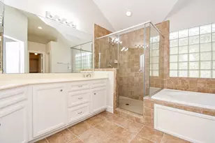 3626 Main Plaza Dr, Houston, TX 77025 - Photo 10