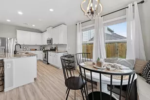 689 Red Elm Ln, Conroe, TX 77304 - Photo 12